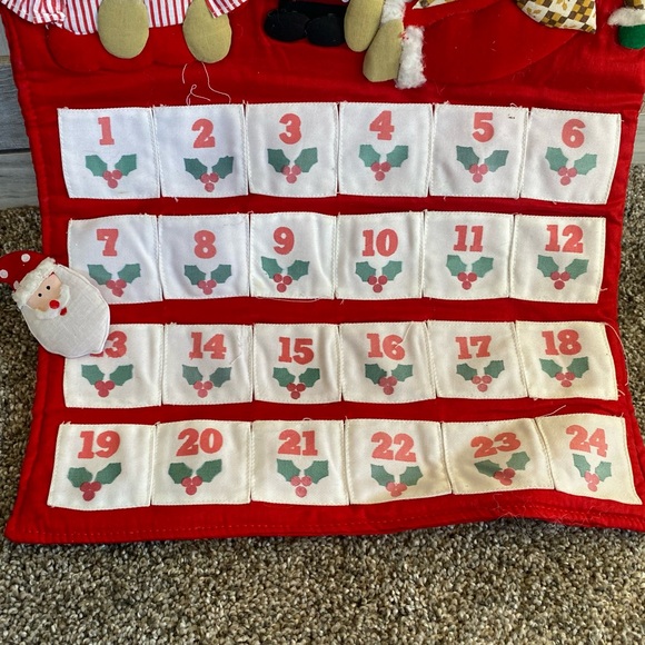 Christmas Advent Calendar Santas Potpourri Design Wood Dowel - Picture 5 of 10